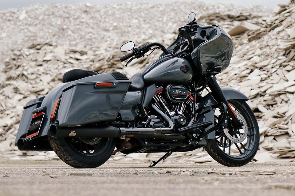 Configure Your Exhaust for H-D CVO Models